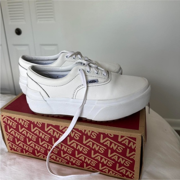 VANS ERA STACKED PLATFORM – TRUE WHITE LEATHER - Picture 1 of 6